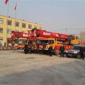 ��ɽ�|ƽ�ء���һ���ؙC(j��)��ҹ�YԮ����ͨ����ͨ��