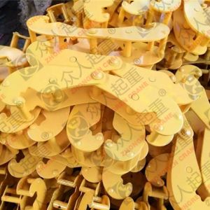 ���ؙC����